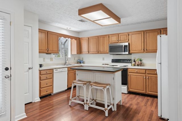 2305 Surrey Ln, Franklin, TN 37067