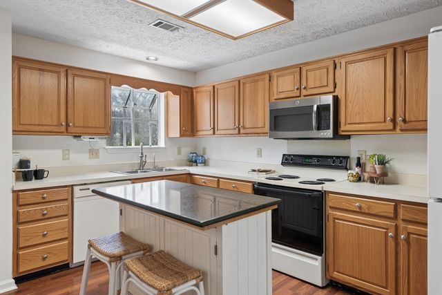 2305 Surrey Ln, Franklin, TN 37067