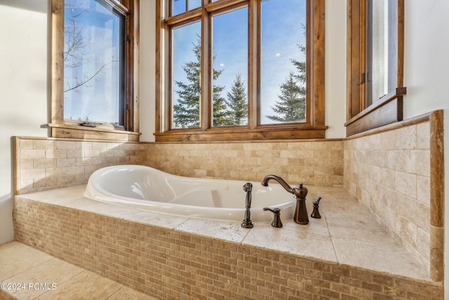 3058 E Wapiti Canyon Road, Park City, UT 84098