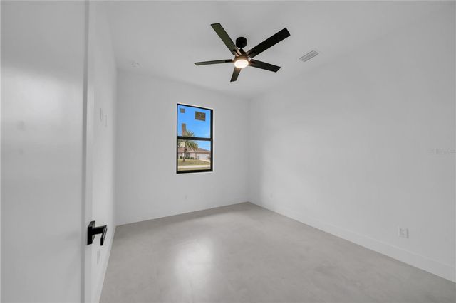 2606 40TH ST STREET, Lehigh Acres, FL 33976