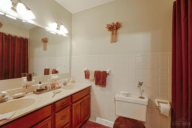 650 S Liberty Keuter Road, Turtle Creek Twp, OH 45036