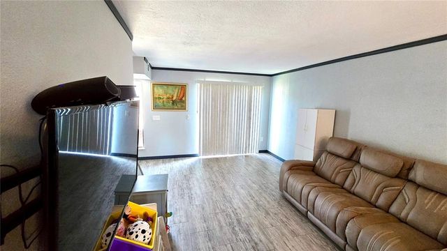 1836 N CRYSTAL LAKE DRIVE 64, Lakeland, FL 33801