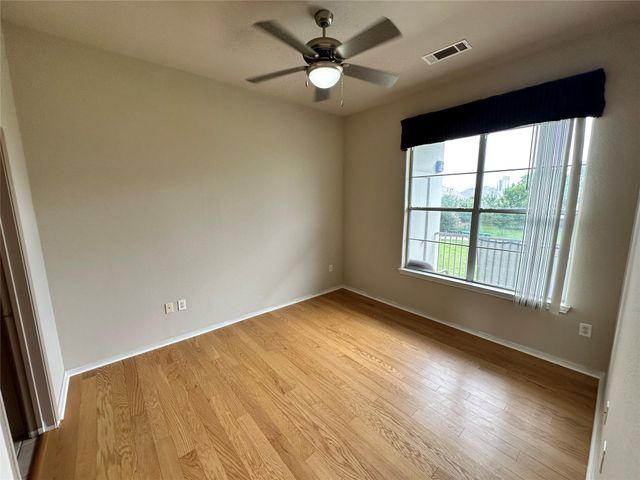 1441 East Street 315, Houston, TX 77007