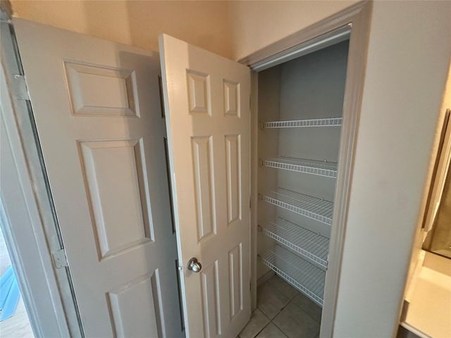 1441 East Street 315, Houston, TX 77007