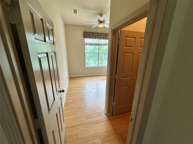 1441 East Street 315, Houston, TX 77007