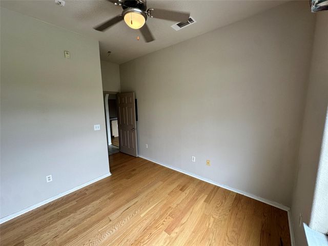 1441 East Street 315, Houston, TX 77007