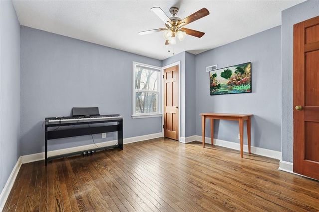 5305 Ridgeway Avenue, Raytown, MO 64133