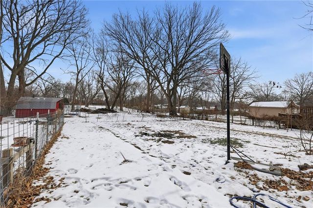 5305 Ridgeway Avenue, Raytown, MO 64133