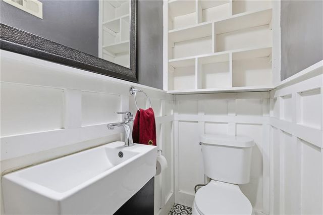 5305 Ridgeway Avenue, Raytown, MO 64133