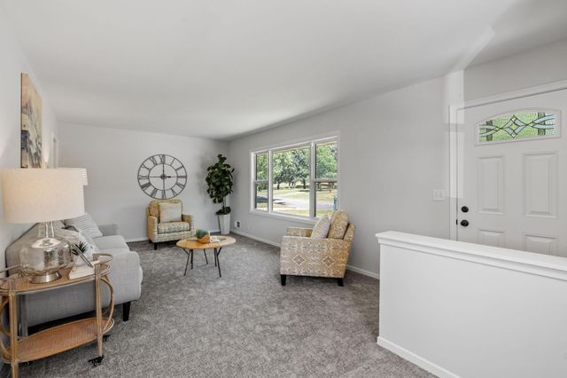 11346 Norway Street NW, Coon Rapids, MN 55448