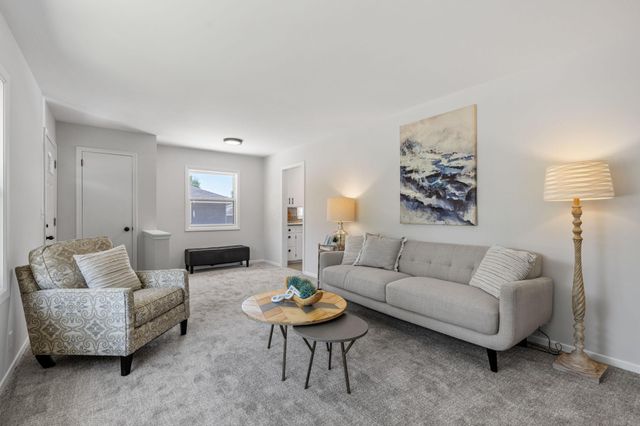 11346 Norway Street NW, Coon Rapids, MN 55448