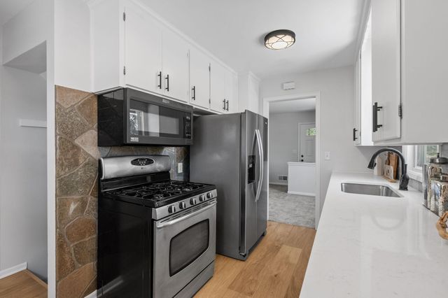 11346 Norway Street NW, Coon Rapids, MN 55448