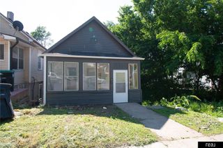 1204 S 27 Street, Omaha, NE 68105