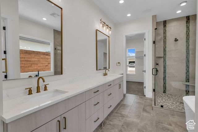 21 W ELINOR LN, Washington, UT 84780