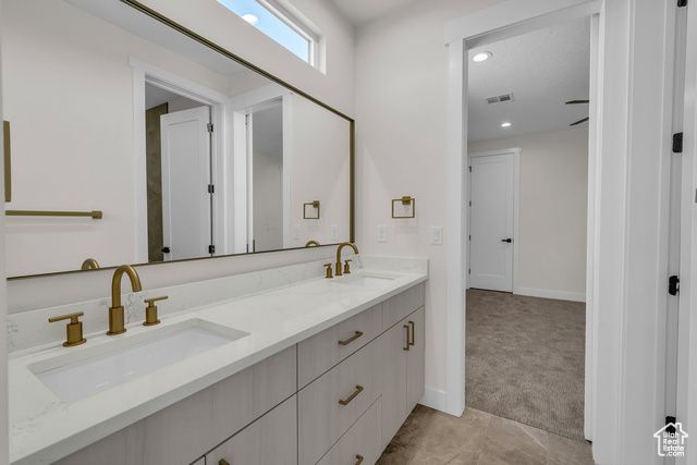 21 W ELINOR LN, Washington, UT 84780