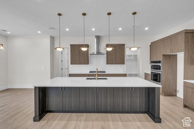 21 W ELINOR LN, Washington, UT 84780