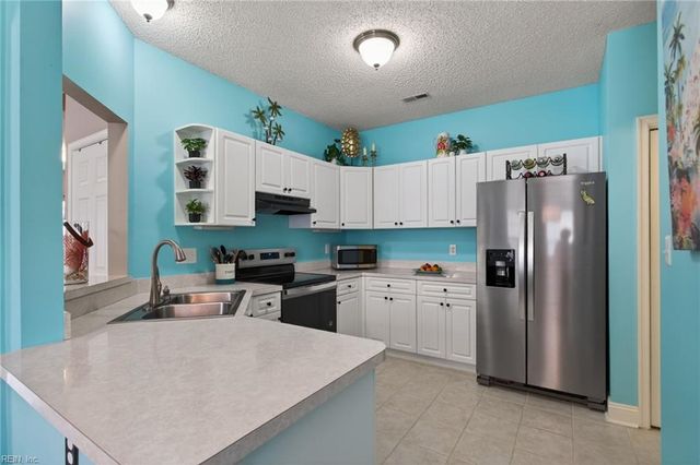 1629 Willow CV, Newport News, VA 23602