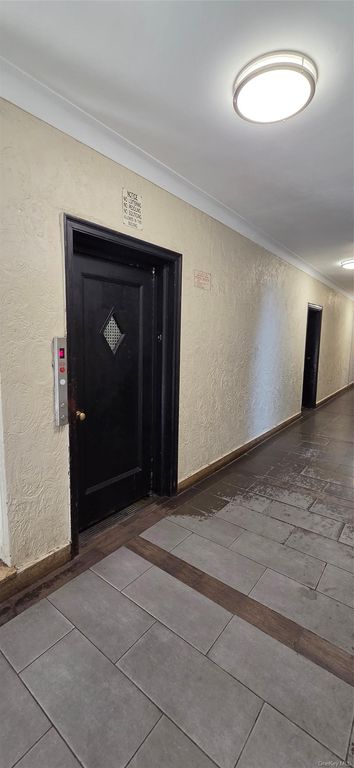 32-30 93 Street C8, East Elmhurst, NY 11369 — photo 3
