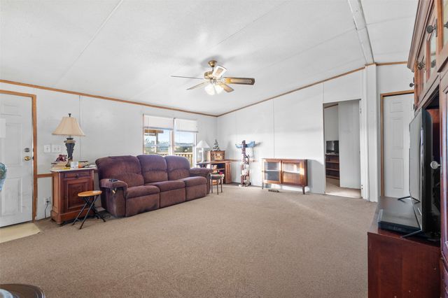 8539 Longhorn Drive, Justin, TX 76247