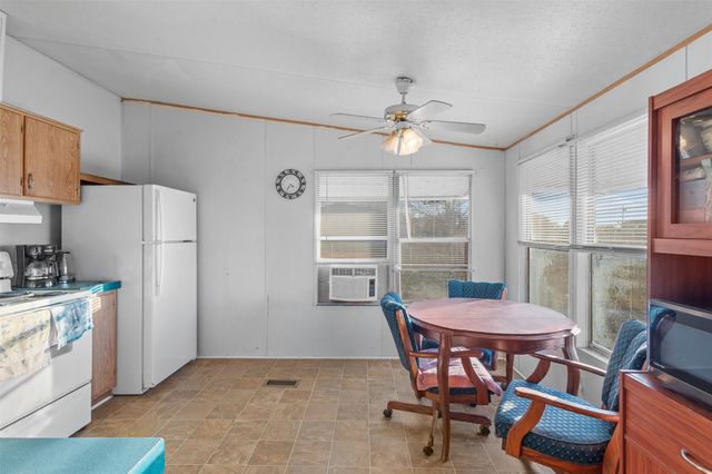 8539 Longhorn Drive, Justin, TX 76247