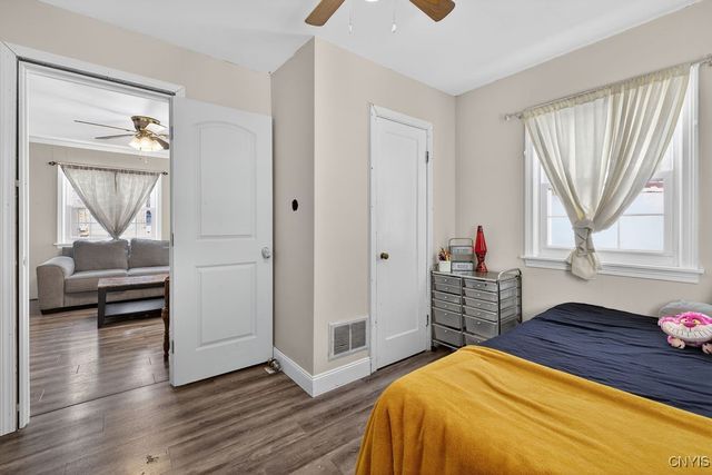 1101 Sidney Street, Camillus, NY 13219