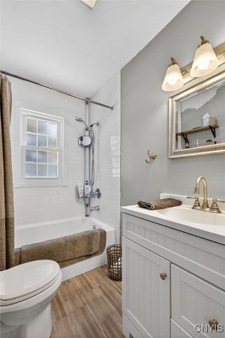 1101 Sidney Street, Camillus, NY 13219