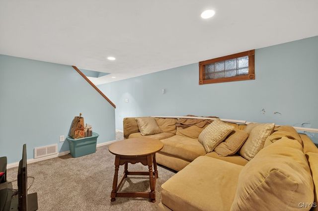 1101 Sidney Street, Camillus, NY 13219