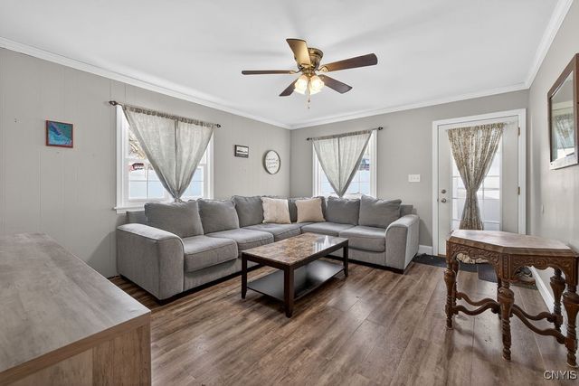 1101 Sidney Street, Camillus, NY 13219