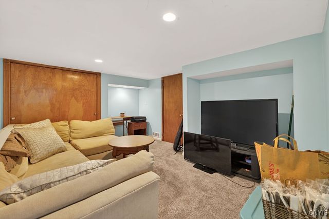 1101 Sidney Street, Camillus, NY 13219