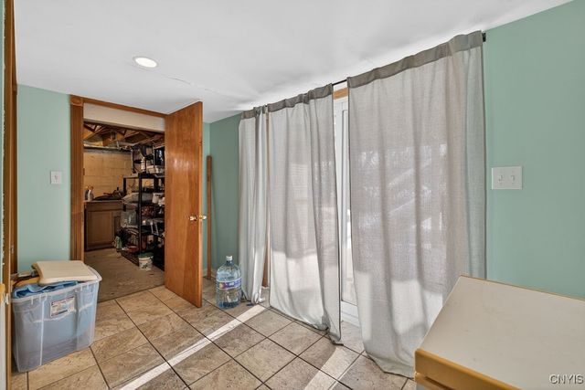 1101 Sidney Street, Camillus, NY 13219