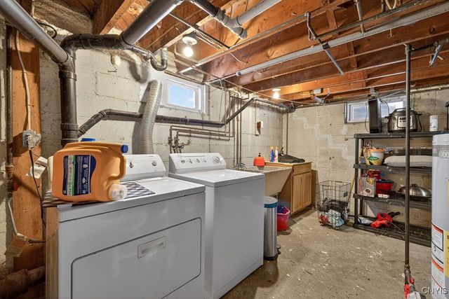 1101 Sidney Street, Camillus, NY 13219