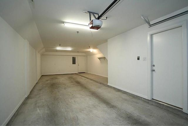 2710 Hullsmith Drive 103, Houston, TX 77063