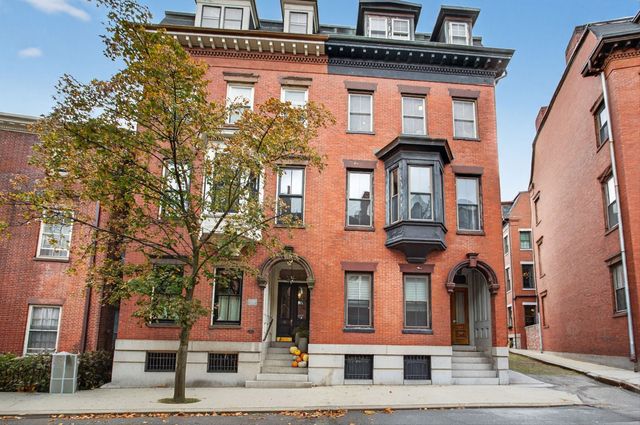 20 Harvard St. 3, Boston, MA 02129
