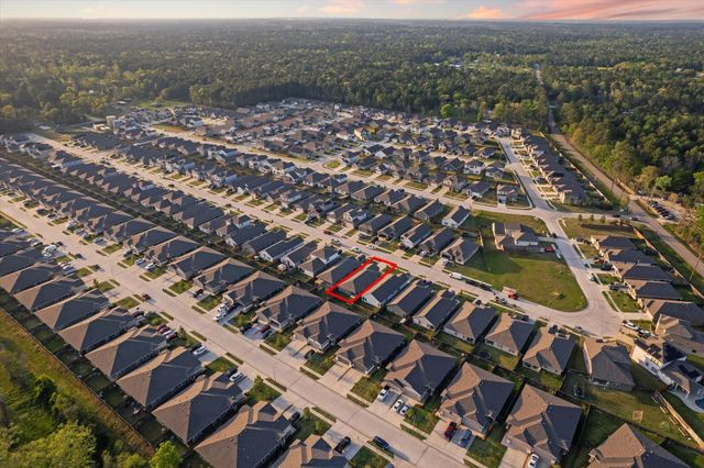 9833 Glen Brook Lane, Magnolia, TX 77354