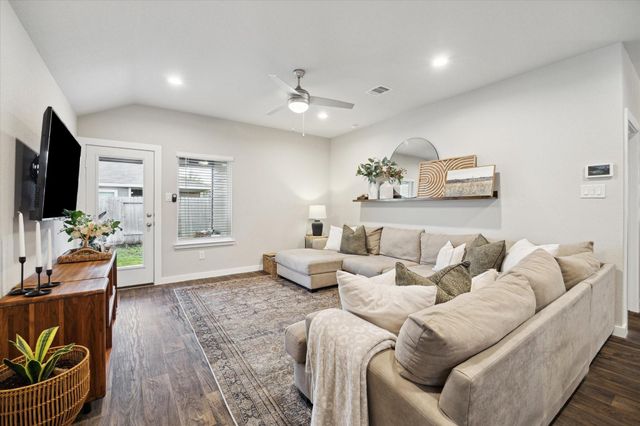 9833 Glen Brook Lane, Magnolia, TX 77354