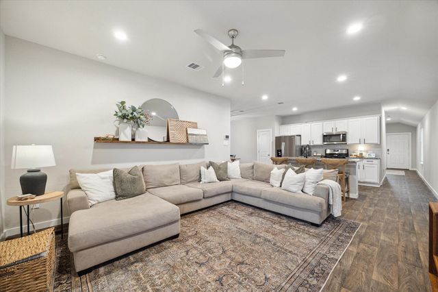 9833 Glen Brook Lane, Magnolia, TX 77354