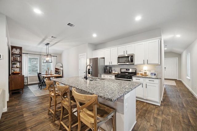 9833 Glen Brook Lane, Magnolia, TX 77354