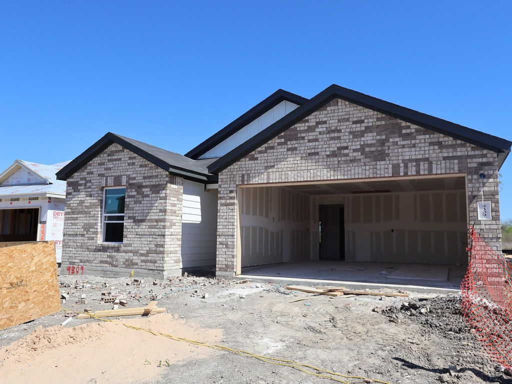 9309 Corvallis DR, Austin, TX 78747