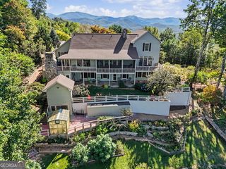 1035 Summit Way, Blairsville, GA 30512