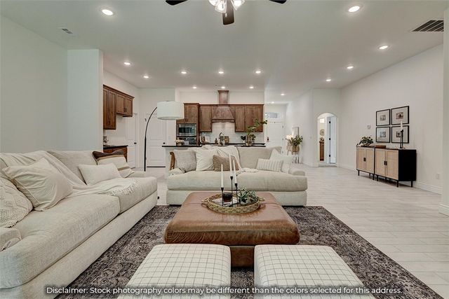 1047 Hillcrest Drive, Farmington, AR 72730