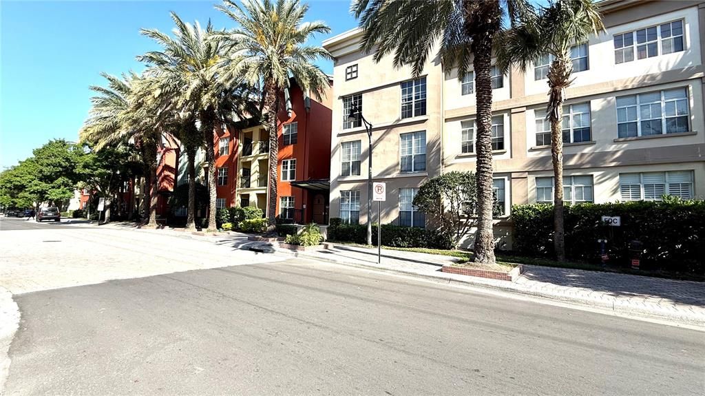 2320 W AZEELE STREET 317, Tampa, FL 33609