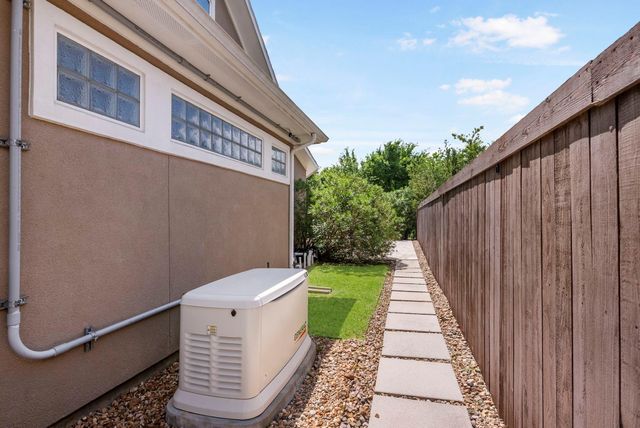 4426 Red Eagle Pass Lane, Manvel, TX 77578