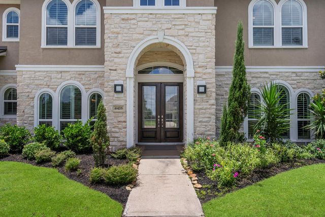 4426 Red Eagle Pass Lane, Manvel, TX 77578