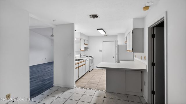 1141 Mast Court SE, Palm Bay, FL 32909