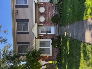 37236 Great Oaks Court, Clinton Township, MI 48036