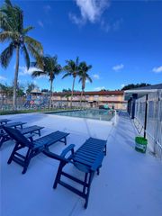 101 NE 41st St A8, Oakland Park, FL 33334