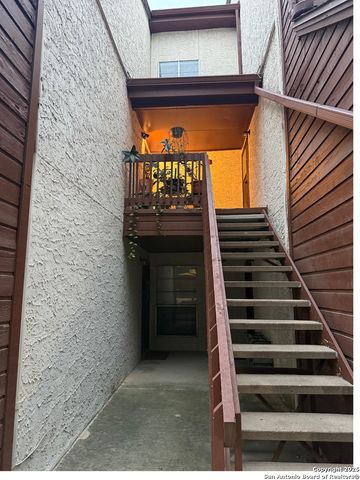 10527 Perrin Beitel Rd Apt B204, San Antonio, TX 78217