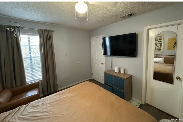 10527 Perrin Beitel Rd Apt B204, San Antonio, TX 78217