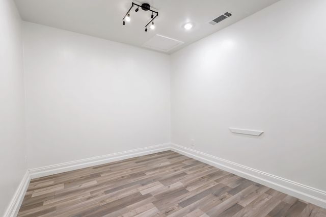 913 Heritage Circle, Garland, TX 75043