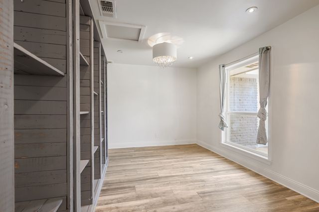 913 Heritage Circle, Garland, TX 75043